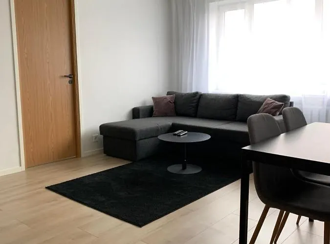 Riia Mnt 88 * Pärnu